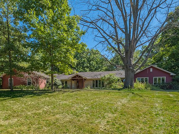 4th image of 38W519 Burr Road Ln