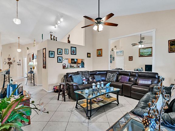 3rd image of 8072 Key West Lane