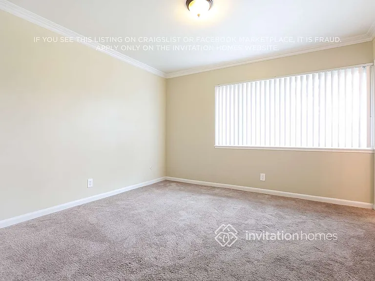 293 Aristotle St — Photo 9