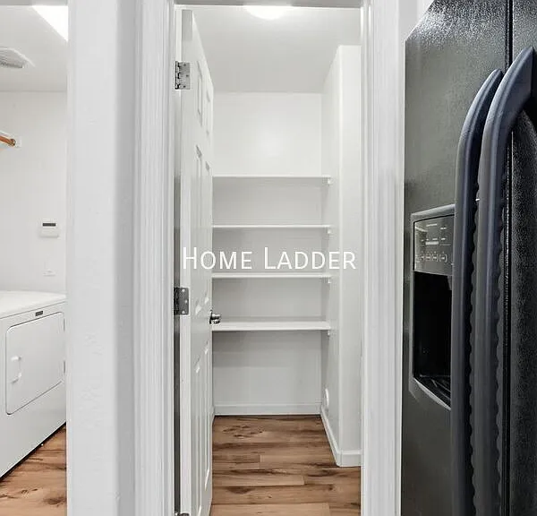 18428 N Jameson Dr — Photo 17