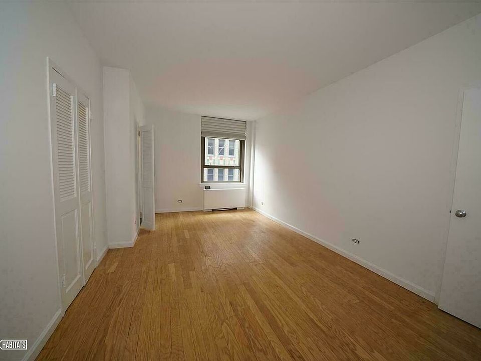 1st image of 4 Park Ave APT 15u
