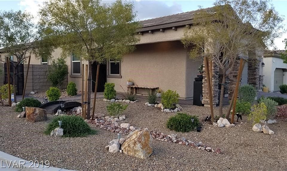 LARGE CORNER LOT WITH NO NEIGHBORS TO THE WEST