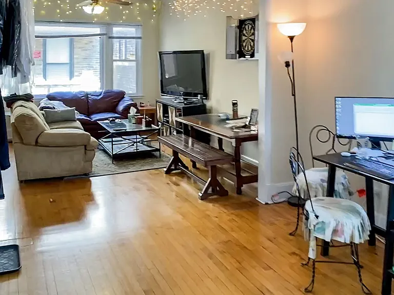2730 N Wayne Ave — Photo 8
