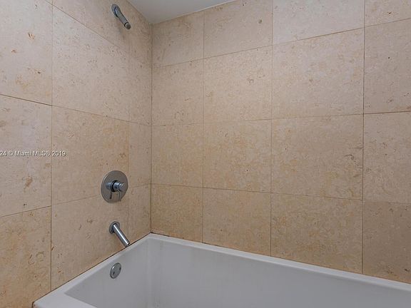 3rd image of 475 Brickell Ave #10