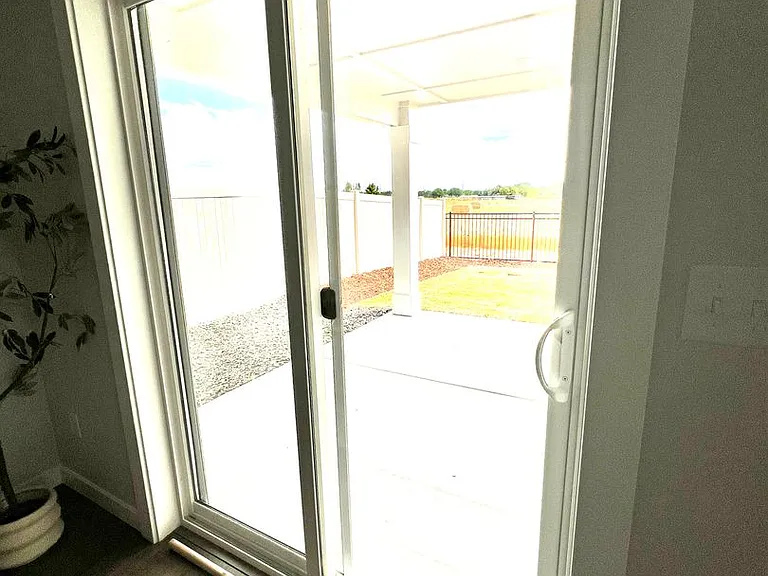 7435 W Trumbull Ct — Photo 49