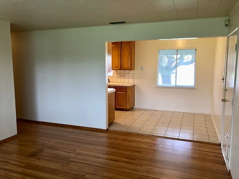 7512 Wachtel Way — Photo 4