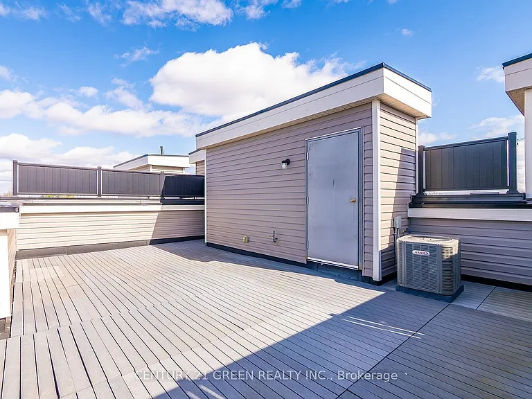 383 Dundas St E #76 — Photo 45