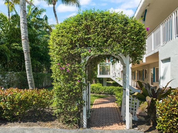 1202 Palm Trl APT 5