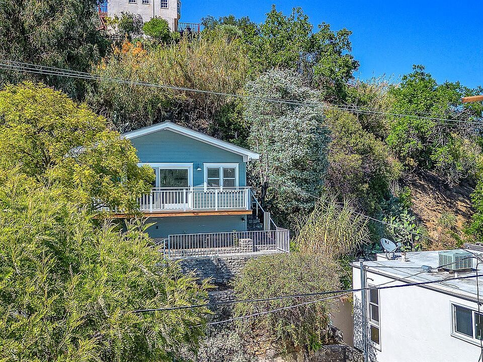 1st image of 8443 Ridpath Dr