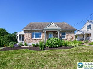 5146 Vera Cruz Rd, Emmaus, PA 18049