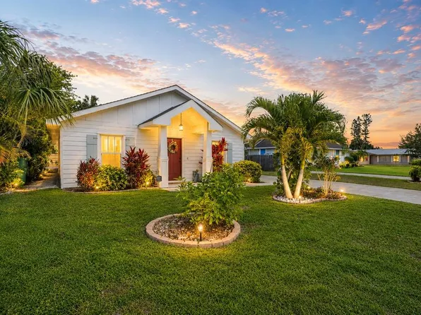 606 19th Ave W, Palmetto, FL 34221