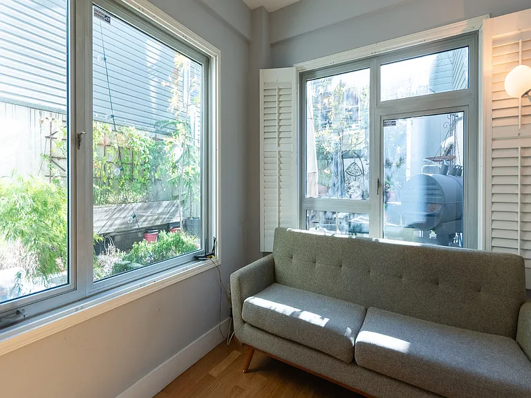 218 N 8th St #1B — Photo 6