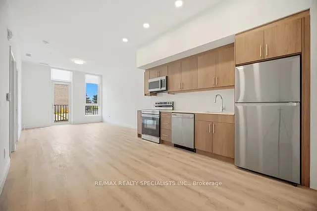 1333 Weber St E #103 — Photo 17