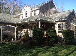 194 Mort Vining Rd, Southwick, MA 01077