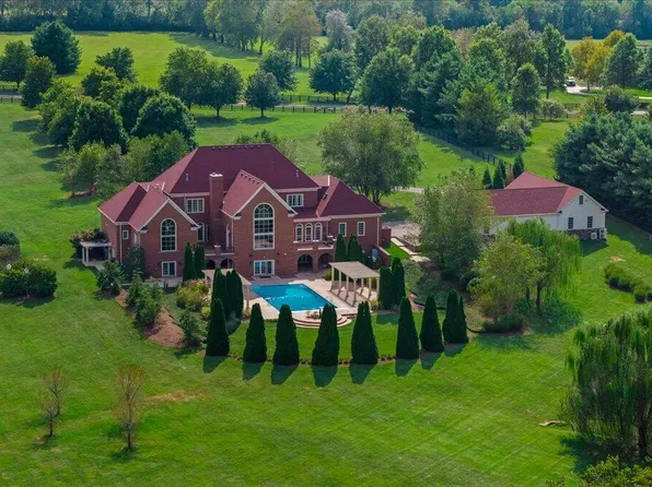 1701 Sahalee Dr, Lexington, KY 40509