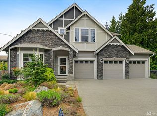 19705 Bing Rd, Lynnwood, WA 98036