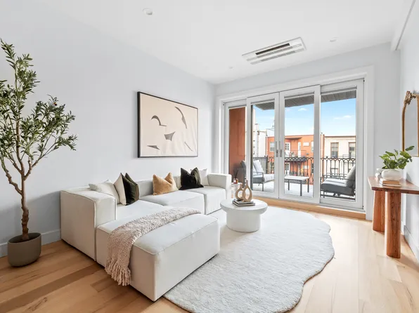 183 Java Street image 1 of 14