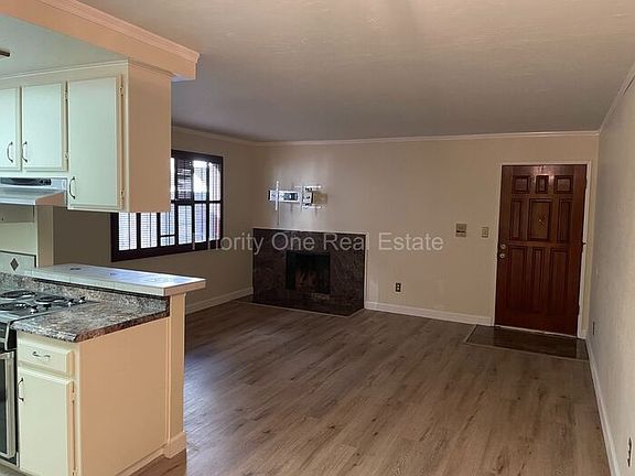 4th image of 4550 Glacier Ave APT 1