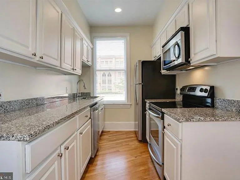 1201 Q St NW #105 — Photo 11