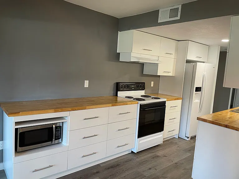 6490 S Dayton St #L8 — Photo 6