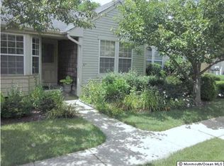 8 John Adams Ct #C, Monroe Township, NJ 08831