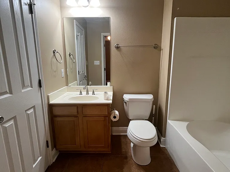 139 Madison Ave — Photo 11