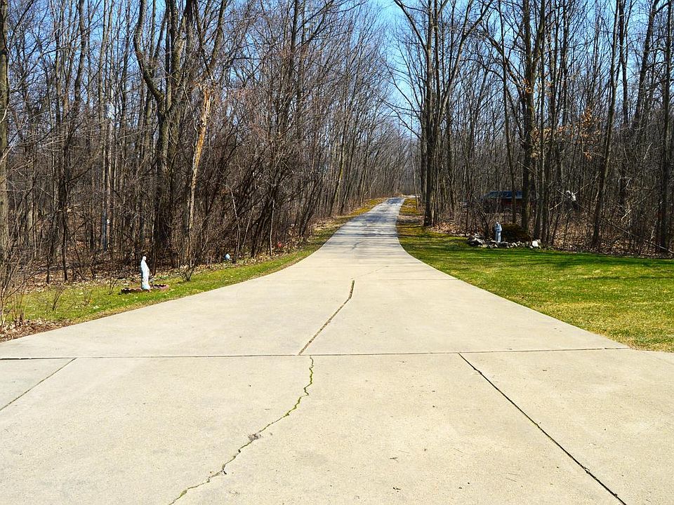 W204N6793 Lannon Rd, Menomonee Falls, WI 53051 MLS 1829938 Zillow