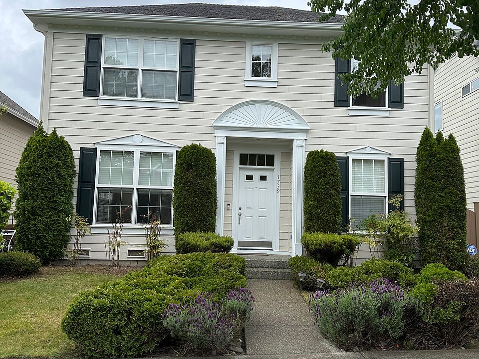 1st image of 1739 12th Ave NE