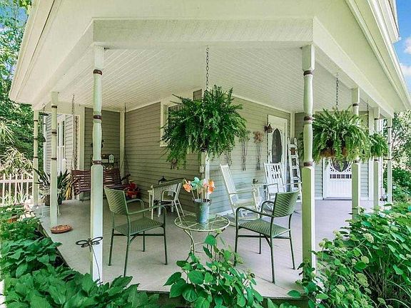 3rd image of 1475 Worthington Woods Blvd