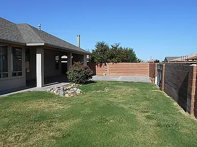 341 Brentwood Dr — Photo 10