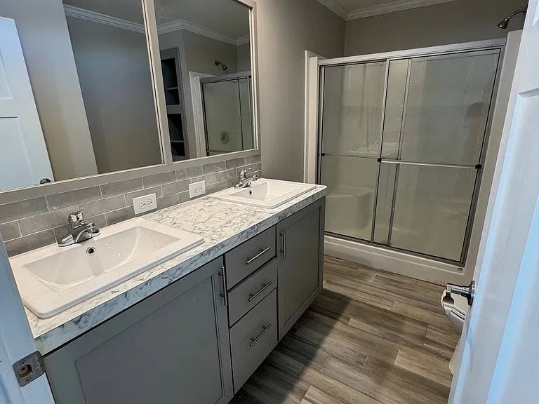 Lakeshore Landings — Photo 55