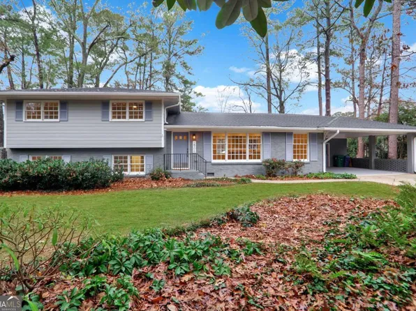 2906 Cartwright Dr, Decatur, GA 30033