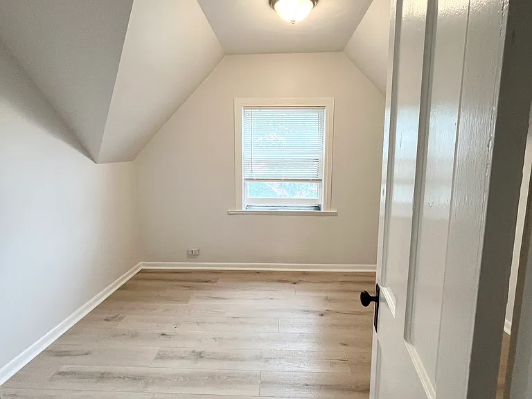 3609 N Kedvale Ave #3 — Photo 17