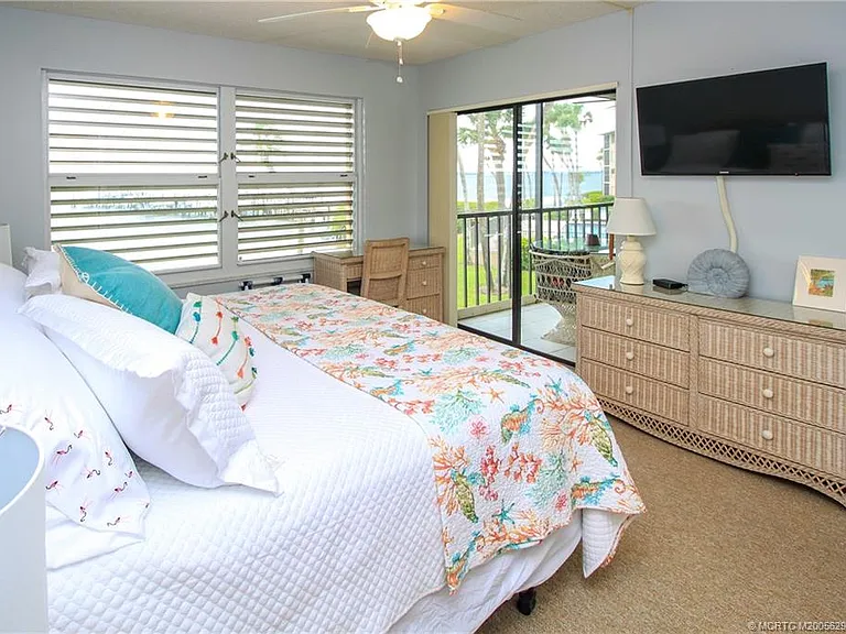 4540 NE Sandpebble Trce #203 — Photo 15