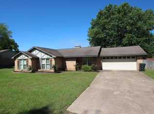9319 Kelly Green St, Tyler, TX 75703