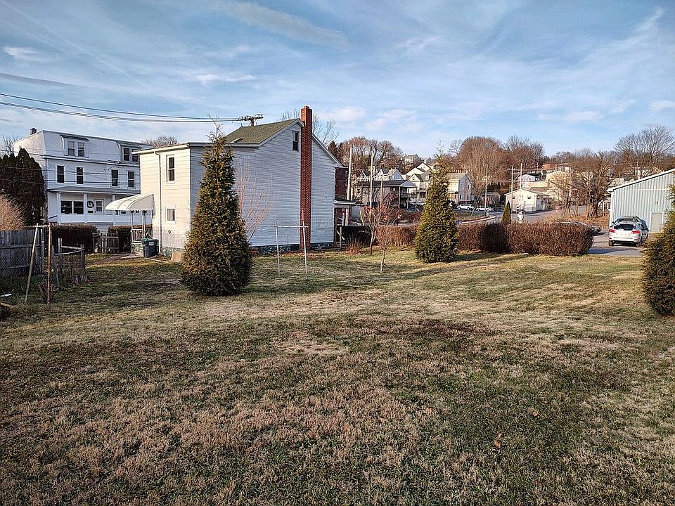 1st image of 500 Railroad St