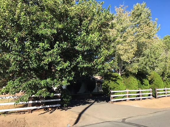 4th image of 2910 White Pine Dr