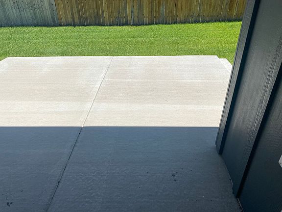 4th image of 1042 Abigail Ln Unit B