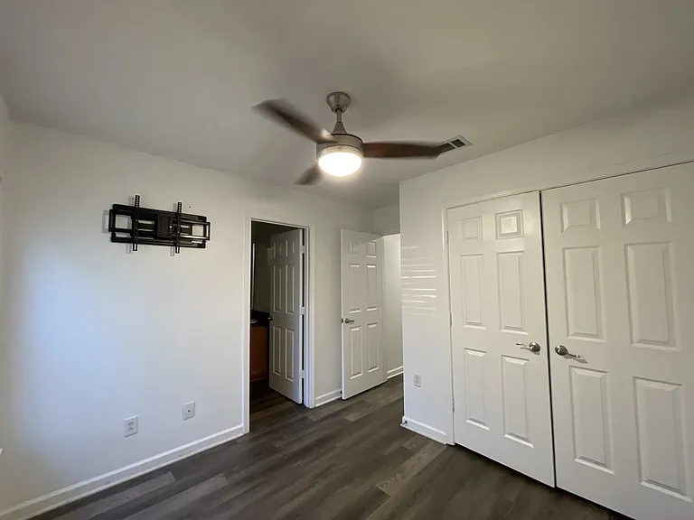 329 Stewarts Landing Cir — Photo 15
