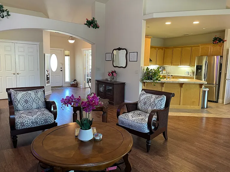 11592 Fox Estates Ct — Photo 3