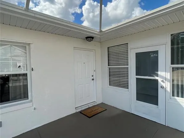 1111 Apple Ter, Leesburg, FL 34748