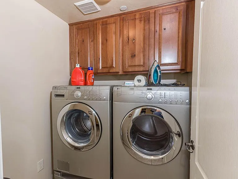 4402 W Cloud Ranch Pl — Photo 29