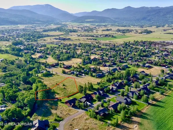 8073 Brown Trout Bnd, Victor, ID 83455