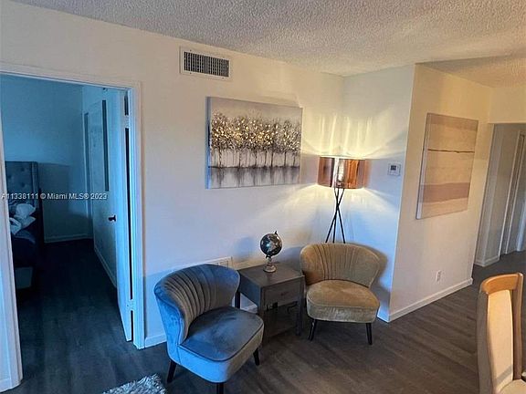 2nd image of 2350 NE 14th Street Cswy APT 304