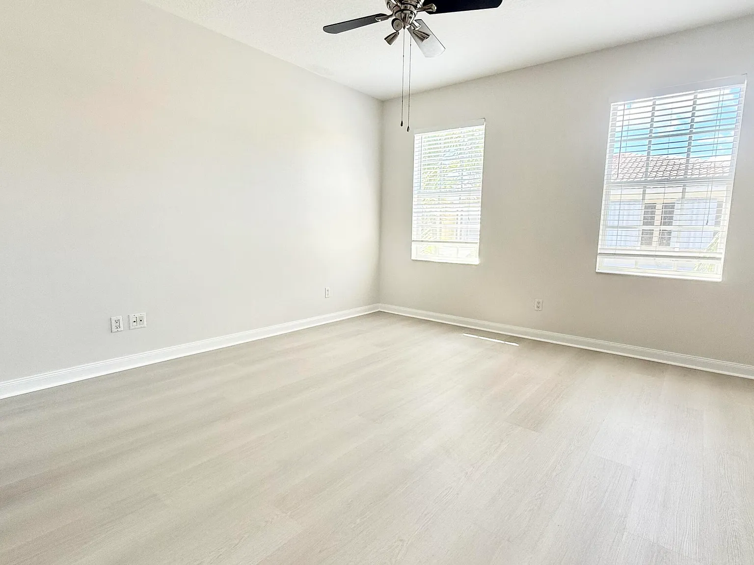 3 bed, 2.5 bath, 1500 sqft, $2,950 — Photo 4