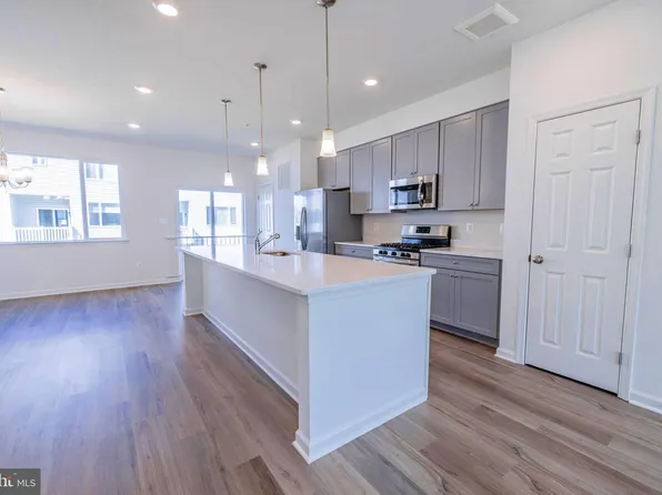 327 Allison Jane Dr #G-17, Stevensville, MD 21666