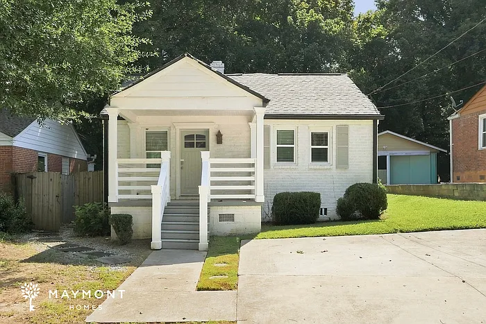 130 Burbank Dr SW