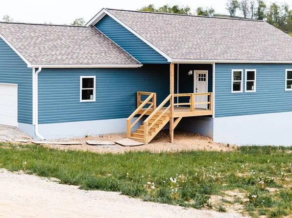 62 Peyton Place, Valley Grove, WV 26060