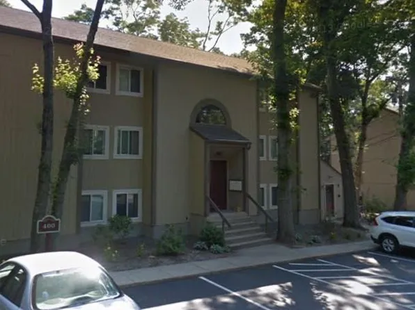 400 New River Rd APT 104, Lincoln, RI 02838