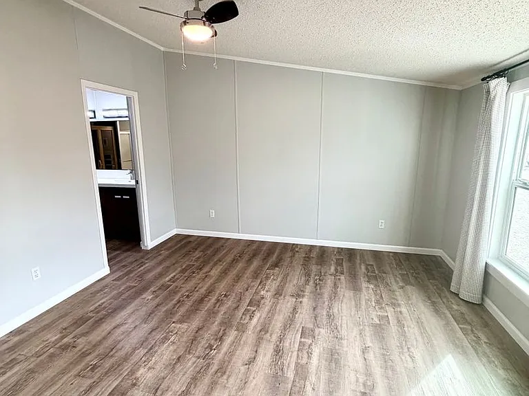 5333 S Santa Claus Ave — Photo 22